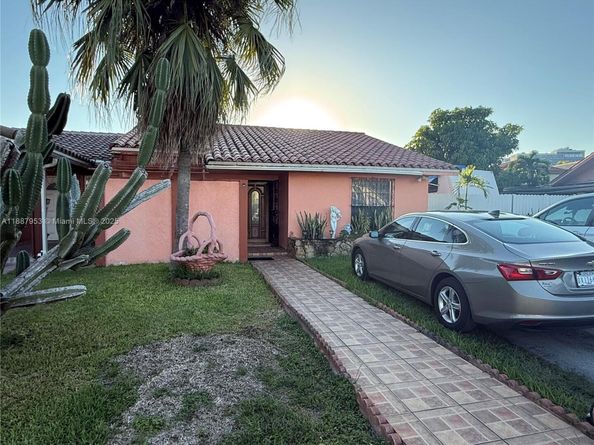 910 SW 104th Ave 26B, Miami FL 33174