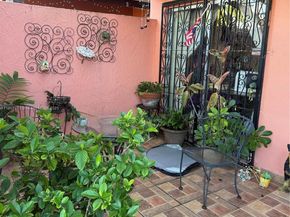 910 SW 104th Ave 26B, Miami FL 33174