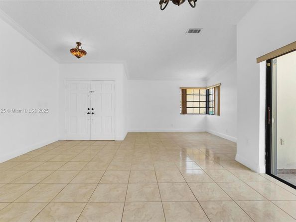6234 SW 151st Ct, Miami FL 33193