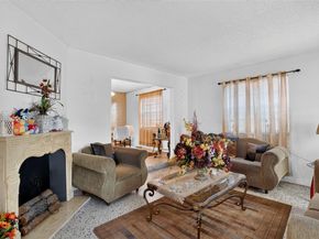 450 SW 9th St, Miami FL 33130