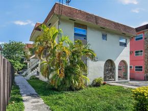 450 SW 9th St, Miami FL 33130