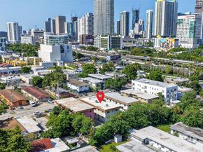 450 SW 9th St, Miami FL 33130