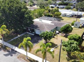 434 NW 20th St, Homestead FL 33030