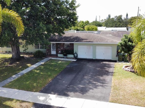 434 NW 20th St, Homestead FL 33030