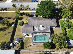 434 NW 20th St, Homestead FL 33030