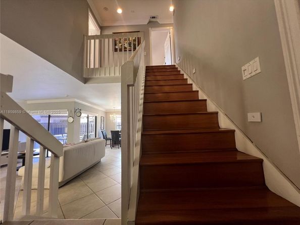 Undisclosed Address #A11859859, Miami FL 33185
