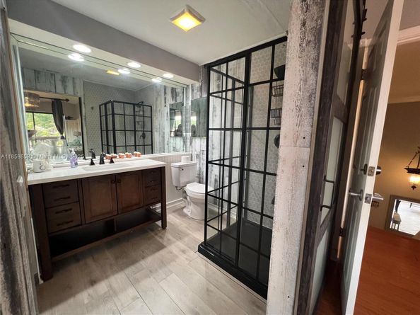 Undisclosed Address #A11859859, Miami FL 33185