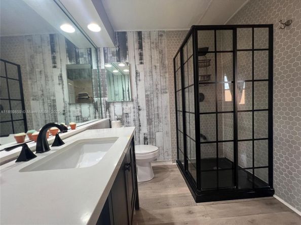Undisclosed Address #A11859859, Miami FL 33185
