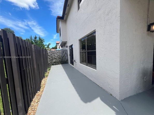 Undisclosed Address #A11859859, Miami FL 33185