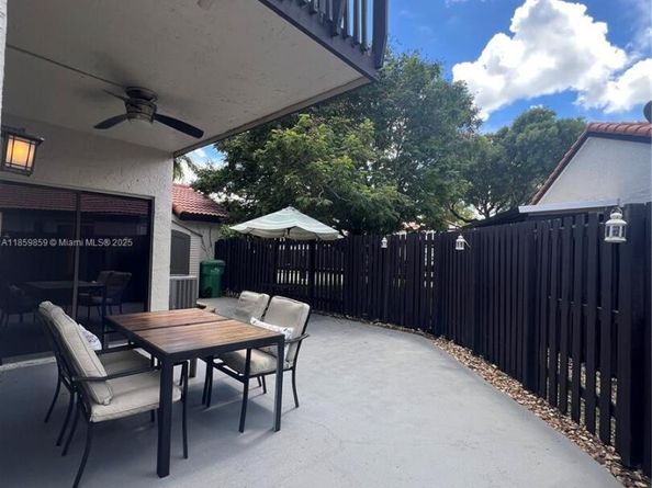 Undisclosed Address #A11859859, Miami FL 33185