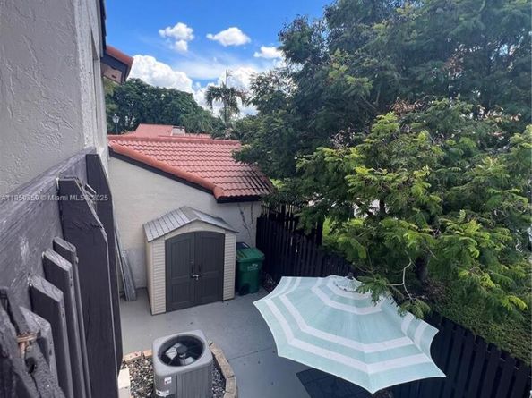 Undisclosed Address #A11859859, Miami FL 33185