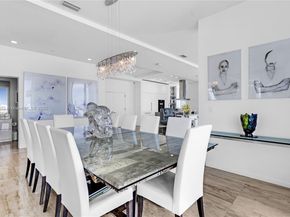 1445 16th St PH4, Miami Beach FL 33139