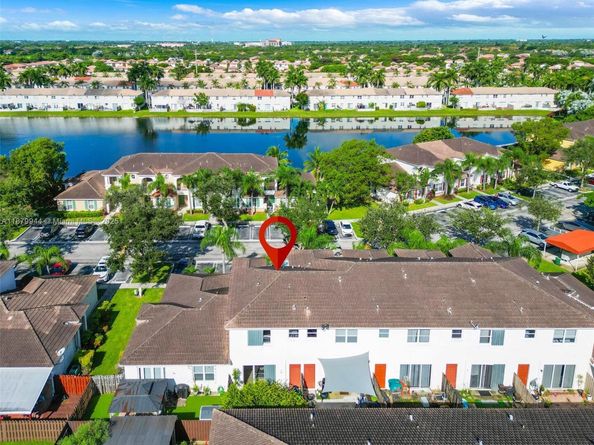 1025 NE 42nd Ter, Homestead FL 33033