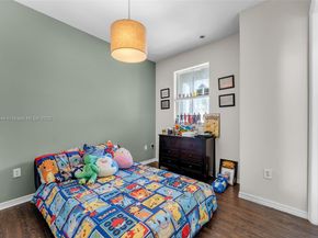 1025 NE 42nd Ter, Homestead FL 33033