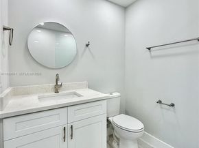 11240 SW 33rd Cir Pl, Miami FL 33165