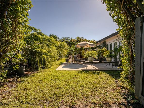 10605 SW 132nd Ct, Miami FL 33186