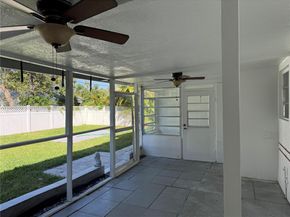 2400 N 57th Way, Hollywood FL 33021