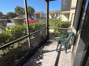 465 NW 210th St 103, Miami Gardens FL 33169