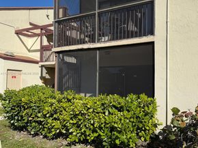 465 NW 210th St 103, Miami Gardens FL 33169