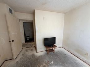 465 NW 210th St 103, Miami Gardens FL 33169