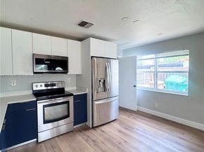 3731 SW 58th Ter, Davie FL 33314