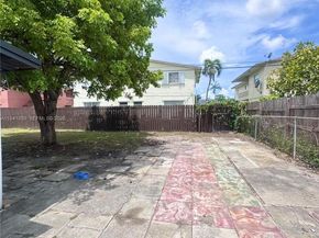 3731 SW 58th Ter, Davie FL 33314