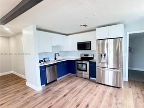 3731 SW 58th Ter, Davie FL 33314