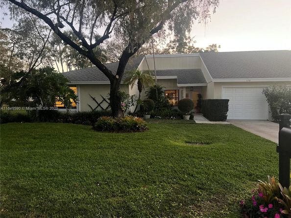 6198 Brandon St 6198, Palm Beach Gardens FL 33418