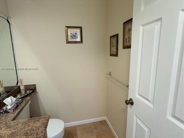 335 Waterside Dr 335, Hypoluxo FL 33462