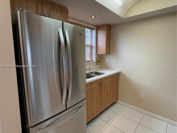335 Waterside Dr 335, Hypoluxo FL 33462
