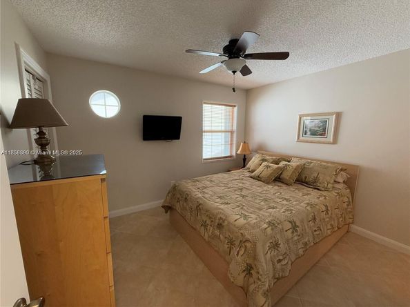 335 Waterside Dr 335, Hypoluxo FL 33462