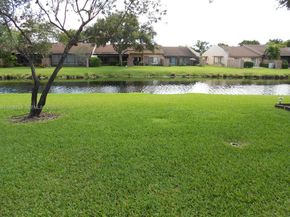 7924 NW 10th St, Plantation FL 33322