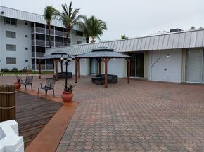 3551 NE 169th St 306, North Miami Beach FL 33160