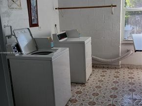 3551 NE 169th St 306, North Miami Beach FL 33160