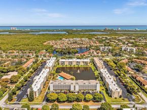 414 SE 10th St 102, Dania Beach FL 33004