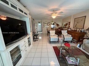 414 SE 10th St 102, Dania Beach FL 33004