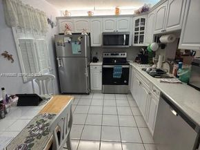 414 SE 10th St 102, Dania Beach FL 33004
