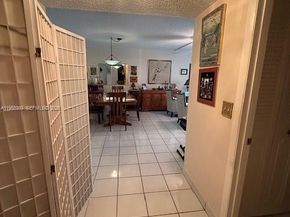 414 SE 10th St 102, Dania Beach FL 33004