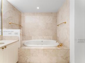 7600 N Fisher Island Dr 7662, Miami Beach FL 33109
