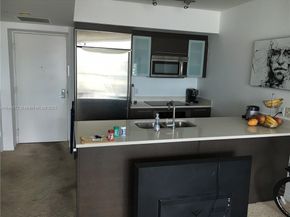 55 SE 6 St 2006, Miami FL 33131