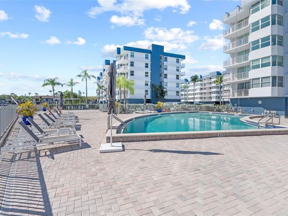 16565 NE 26th Ave 6C, North Miami Beach FL 33160