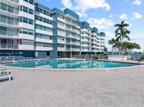 16565 NE 26th Ave 6C, North Miami Beach FL 33160