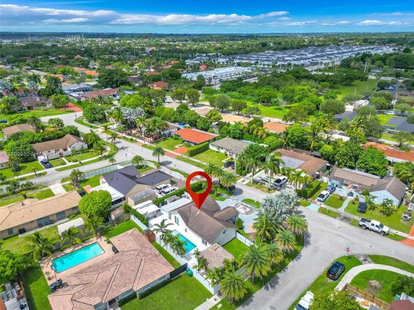 12540 SW 219th St, Miami FL 33170