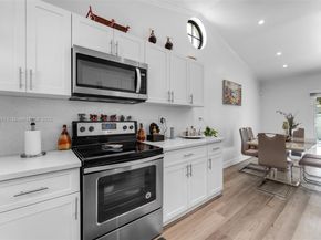 12540 SW 219th St, Miami FL 33170