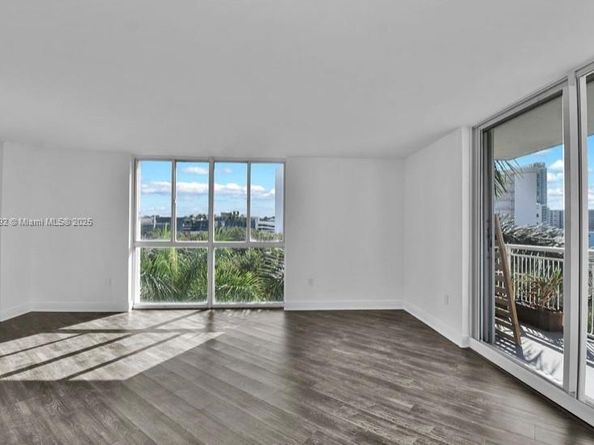 1688 West Ave 602, Miami Beach FL 33139