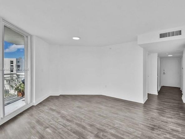 1688 West Ave 602, Miami Beach FL 33139