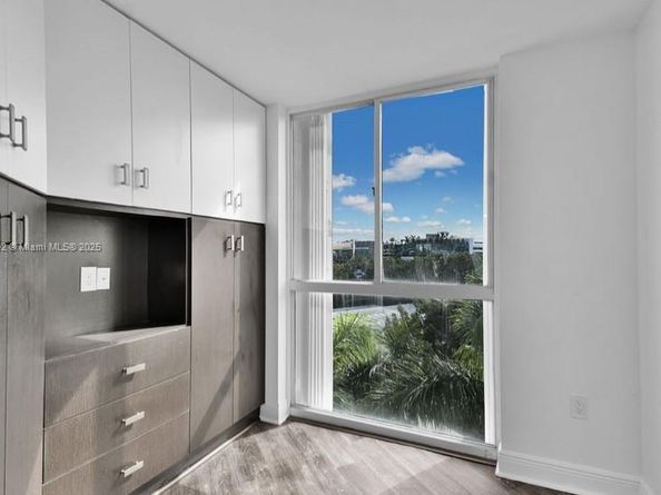 1688 West Ave 602, Miami Beach FL 33139