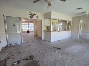 6737 Arbor Dr, Miramar FL 33023