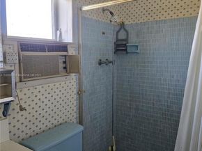 6737 Arbor Dr, Miramar FL 33023