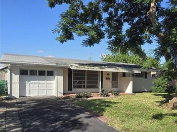 6737 Arbor Dr